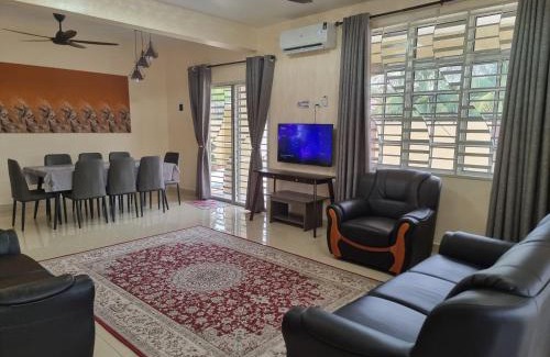 Kampung Permatang Sireh House | Homestay Tasnim Bertam 5 Rooms Corner lot