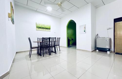 Kampung Pondok House | Homestay TBK