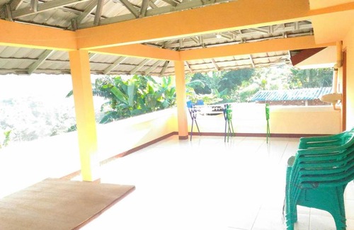 Ngamprah Ski Chalet | Homestay Tigadolok