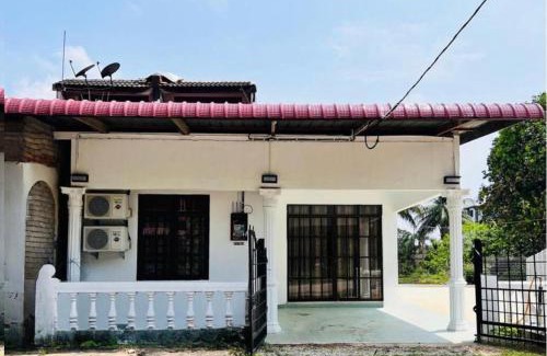 Kampung Bukit Tok Bat House | HOMESTAY TOK ABAH