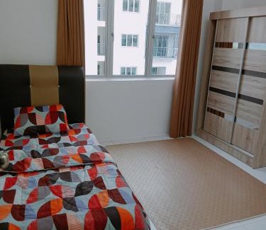 Seri Manjung Apartment | Homestay Triple Q Manjung