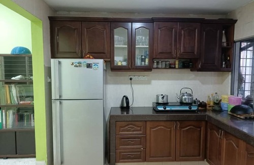 Sri Petaling House | Homestay Ustaz Kuala Loco
