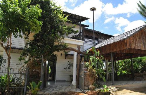 Di Linh Apartment | Homestay Villa White House