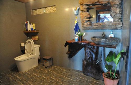 Di Linh Apartment | Homestay Villa White House