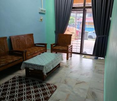 Arau House | Homestay Wannur Arau