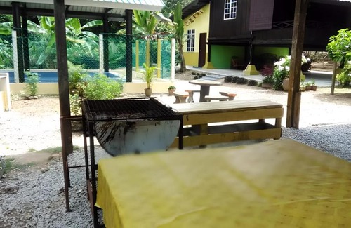 Ramuan China Besar House | Homestay Warisan Bonda Masjid Tanah Melaka