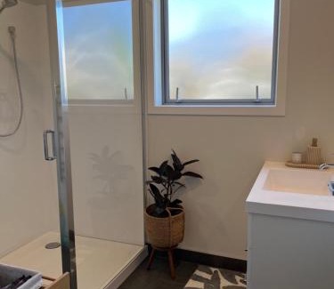 Pukekohe House | Homestay with Saana