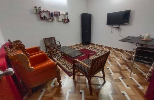 Khajuraho House | Homestay with Wellness Programme city tour and guide