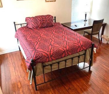 Far North Dallas House | Homestayy