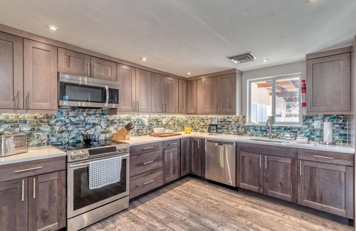 Fruita House | Homestead: Cook, Stream & Strum in Comfort