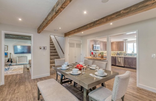 Fruita House | Homestead: Cook, Stream & Strum in Comfort