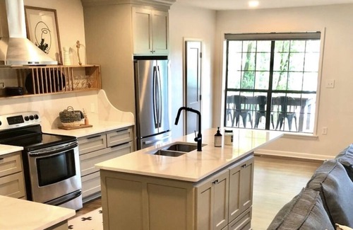 Fairfield Bay House | Homestead Haven