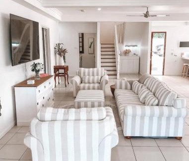 The Range House | Homestead on the Range - Sleeps 12