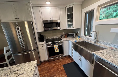Glen Arbor Condo | Homestead Resort - Lake Michigan Frontage - 2 Bdrm Condo - Sleeps 6- Glen Arbor