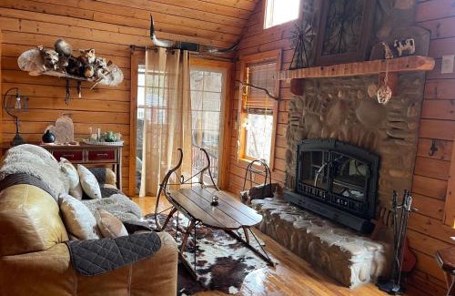 Newport House | Homestead Retreat