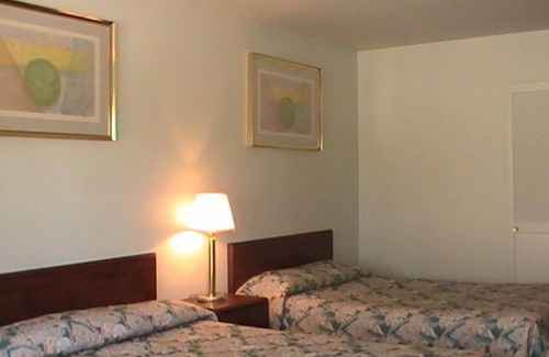 Galion Hotel | Hometown Inn Galion