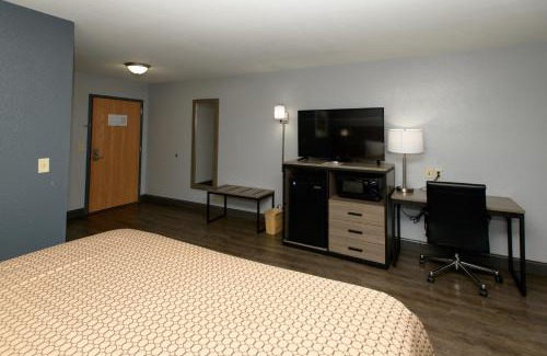 Ringgold Hotel | HomeTown Inn-Ringgold