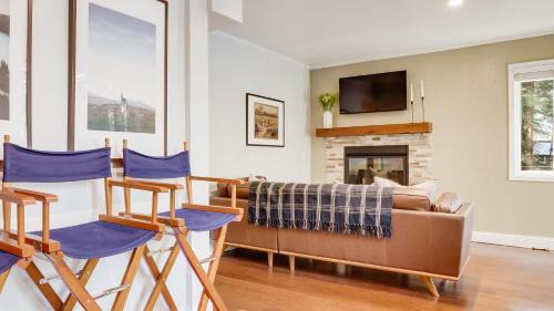 McKinney Estates House | Homewood by AvantStay AMAZING FAMILY Cabin w Hot Tub Sauna