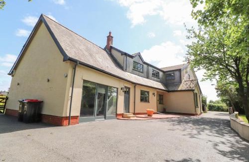 Knott End-on-Sea House | Homewood