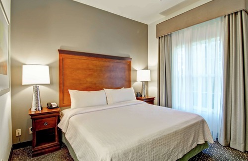 Central Oklahoma City Hotel | Homewood Suites by Hilton Oklahoma City-West