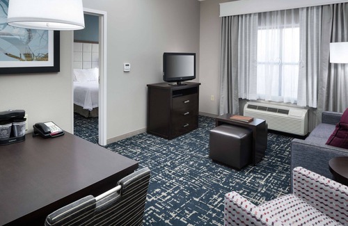 Cedar Rapids Hotel | Homewood Suites by Hilton Cedar Rapids-North