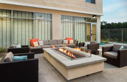 Aliso Viejo Hotel | Homewood Suites by Hilton Aliso Viejo Laguna Beach
