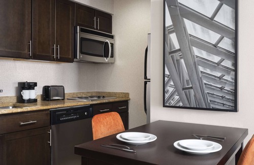 Carle Place Hotel | Homewood Suites by Hilton Carle Place - Garden City, NY