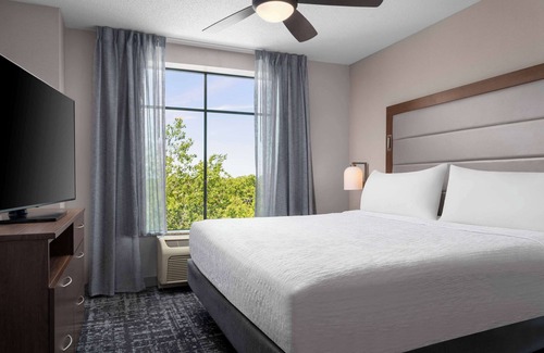 Silver Lane Hotel | Homewood Suites by Hilton-Hartford South-Glastonbury, CT