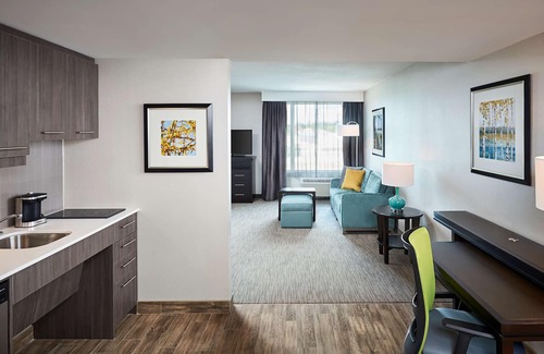 North Bay Hotel | Homewood Suites by Hilton North Bay