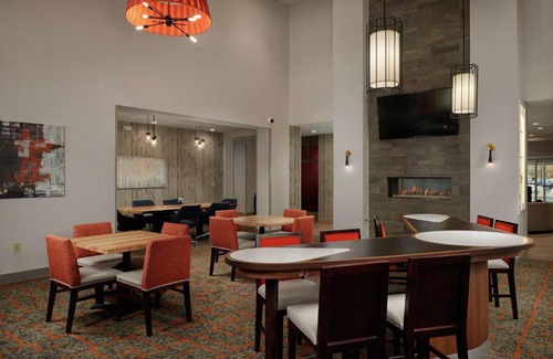 Oakley Hotel | Homewood Suites By Hilton Cincinnati Midtown