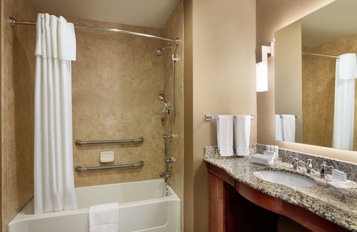 Fort Smith Hotel | Homewood Suites by Hilton Fort Smith