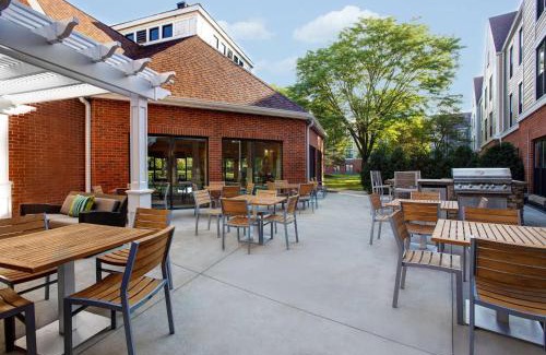 Lincolnshire Hotel | Homewood Suites by Hilton Chicago-Lincolnshire