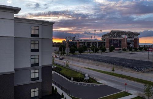 Fairgrounds Hotel | Homewood Suites By Hilton Louisville Airport