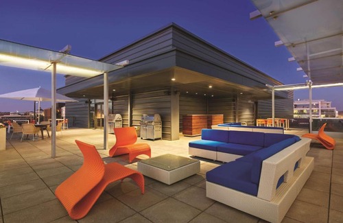 Navy Yard Hotel | Homewood Suites by Hilton Washington DC Capitol-Navy Yard