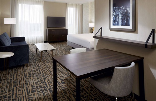 Cote-Des-Neiges—Notre-Dame-De-Grace Hotel | Homewood Suites by Hilton Montreal Midtown, Quebec, Canada