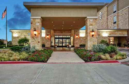 Southeast Arlington Hotel | Homewood Suites by Hilton Dallas Arlington South