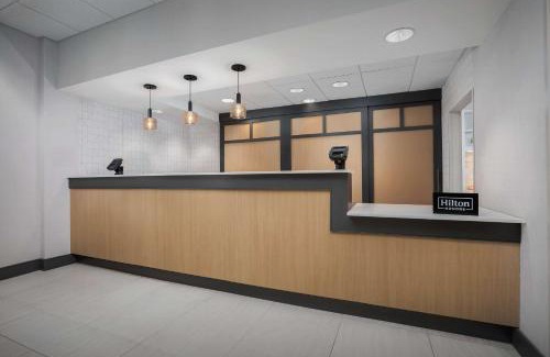 Solon Hotel | Homewood Suites by Hilton Cleveland-Solon