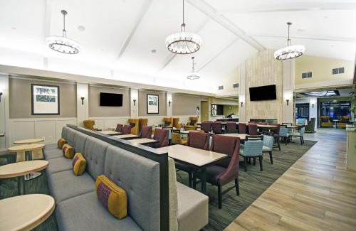 Gateway Hotel | Homewood Suites by Hilton Denver International Airport