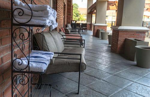 Bedford Hotel | Homewood Suites by Hilton Ft. Worth-Bedford