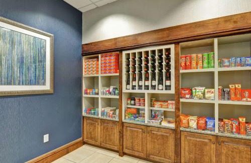 Uptown Hotel | Homewood Suites by Hilton Houston Near the Galleria