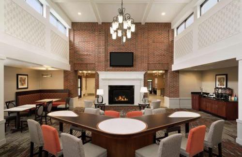 Newtown Hotel | Homewood Suites by Hilton Newtown - Langhorne, PA