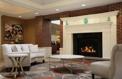 Newtown Hotel | Homewood Suites by Hilton Newtown - Langhorne, PA