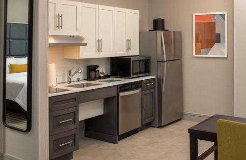 Belmont Hotel | Homewood Suites by Hilton Belmont
