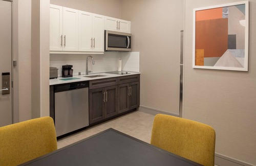 Belmont Hotel | Homewood Suites by Hilton Belmont