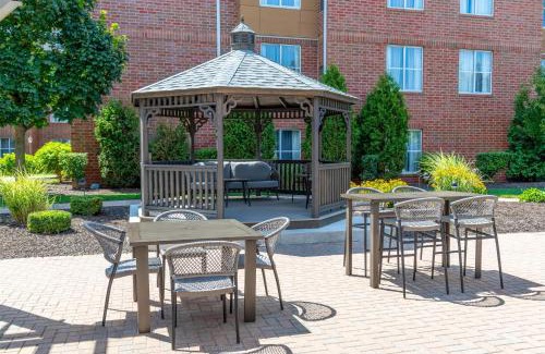 Troy Hotel | Homewood Suites by Hilton Detroit-Troy