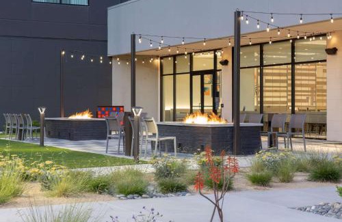 Los Alamitos Hotel | Homewood Suites by Hilton Cypress Orange County