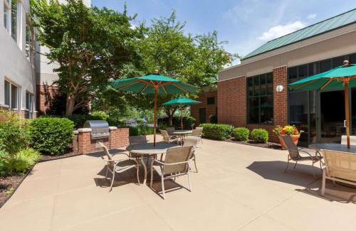 Merrifield Hotel | Homewood Suites by Hilton Falls Church