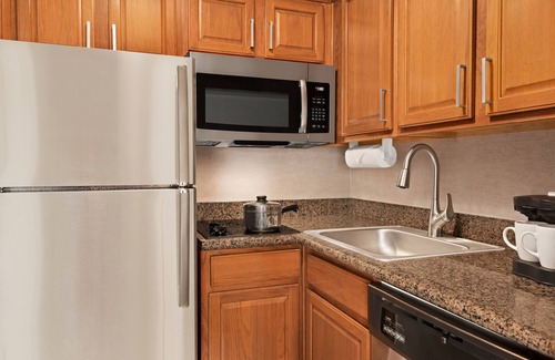 Parkrose Hotel | Homewood Suites by Hilton Portland Airport