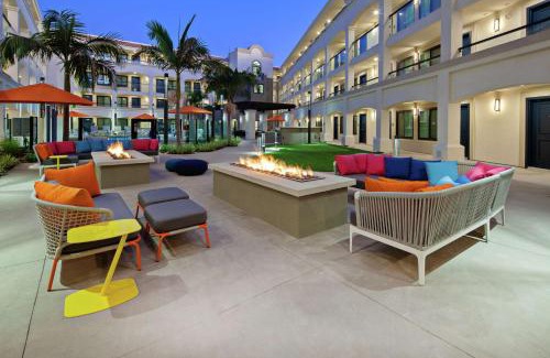 Scripps Ranch Hotel | Homewood Suites By Hilton San Diego Central
