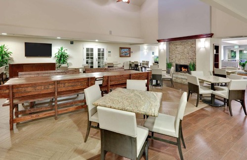 Carmel Valley Hotel | Homewood Suites by Hilton San Diego-Del Mar